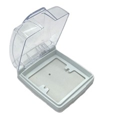 Разетканы усны хамгаалалт цагаан